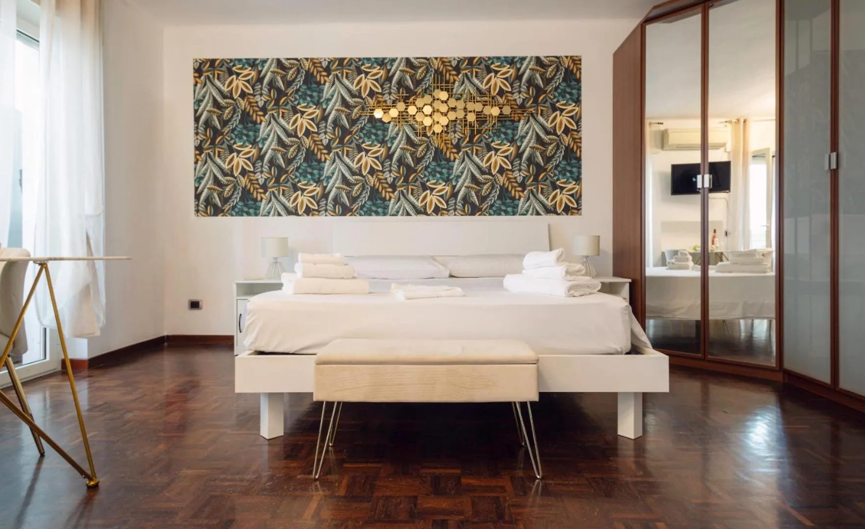 Bari Central Suite - Central Apartment With Sea View - Μπάρι
